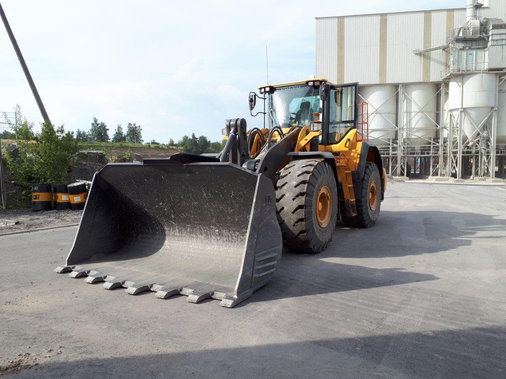 volvo L180H long boom mit Furhmann Schaufel II